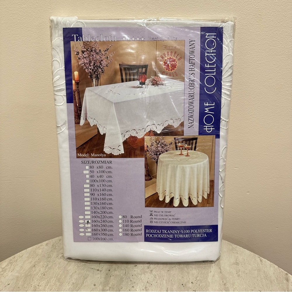 Home Collection Elegant Lace White Tablecloth NWT
